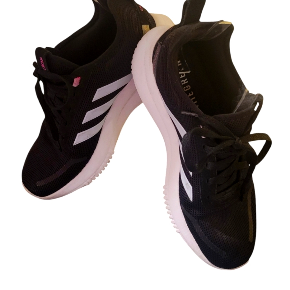 Adidas Primegreen - Women's shoes size 8.5